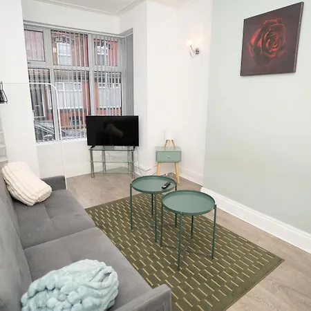 In Discounts For Long Term Leeds (West Yorkshire)