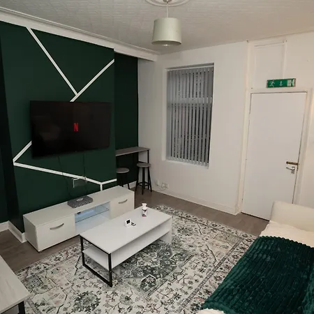 Holiday home In Discounts For Long Term Leeds (West Yorkshire)